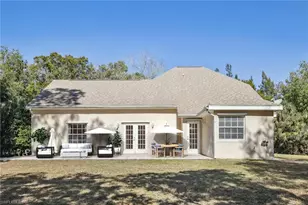 5348 Cypress Ln, Naples, FL 34113 - Photo 17