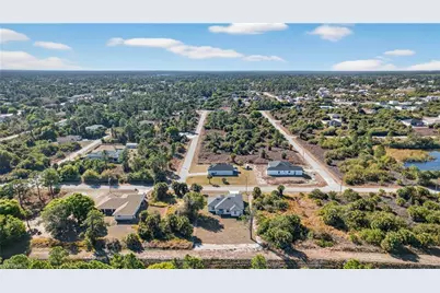 763 Cadis St E, Lehigh Acres, FL 33974 - Photo 41