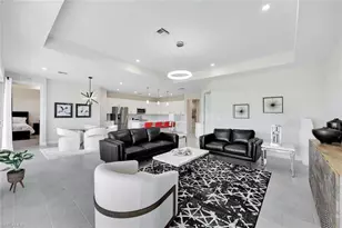 303 Indies Dr W, Naples, FL 34114 - Photo 3