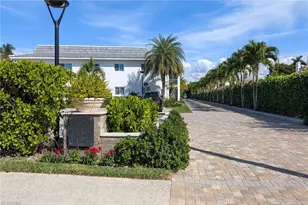 4150 Crayton Rd, Naples, FL 34103 - Photo 31