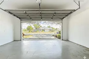 1195 Imperial Dr, Naples, FL 34110 - Photo 23