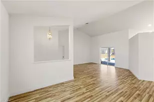 410 SE 7th St, Cape Coral, FL 33990 - Photo 11