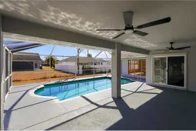410 SE 7th St, Cape Coral, FL 33990 - Photo 41