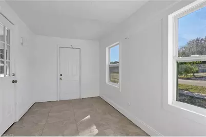 2933 Jackson St, Fort Myers, FL 33901 - Photo 5