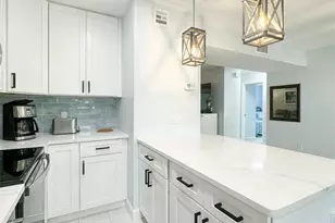 788 Park Shore Dr, Naples, FL 34103 - Photo 21