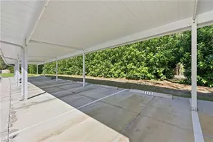 2700 Cypress Trace Cir, Naples, FL 34119 - Photo 25