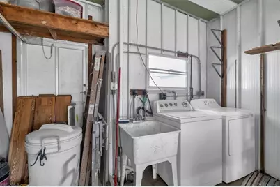 568 Hogan Dr, North Fort Myers, FL 33903 - Photo 33