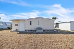 568 Hogan Dr, North Fort Myers, FL 33903 - Photo 31