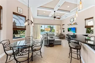 7875 Valencia Ct, Naples, FL 34113 - Photo 11