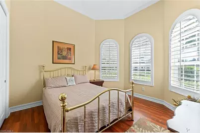 7875 Valencia Ct, Naples, FL 34113 - Photo 21