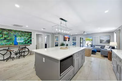 761 99th Ave N, Naples, FL 34108 - Photo 5