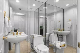 7225 Pelican Bay Blvd, Naples, FL 34108 - Photo 25