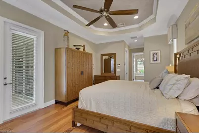 383 Cypress Way W, Naples, FL 34110 - Photo 13