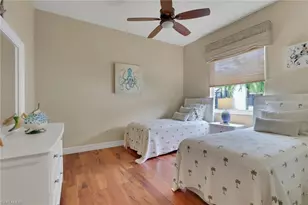 383 Cypress Way W, Naples, FL 34110 - Photo 17