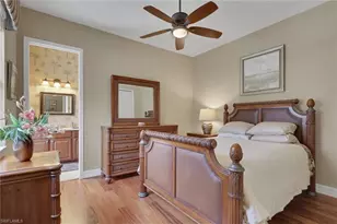 383 Cypress Way W, Naples, FL 34110 - Photo 15