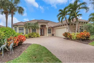 383 Cypress Way W, Naples, FL 34110 - Photo 3