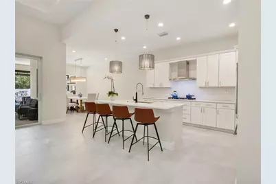 9252 Cayman Dr, Naples, FL 34114 - Photo 11