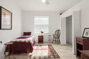 501 Robin Hood Cir, Naples, FL 34104 - Photo 15