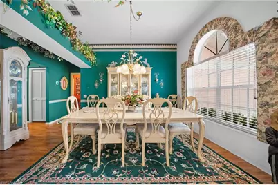 256 Countryside Dr, Naples, FL 34104 - Photo 11