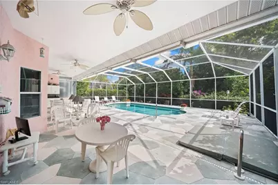 256 Countryside Dr, Naples, FL 34104 - Photo 27