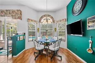 256 Countryside Dr, Naples, FL 34104 - Photo 13