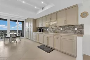 7515 Pelican Bay Blvd, Naples, FL 34108 - Photo 9