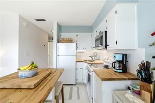 1215 Edington Pl, Marco Island, FL 34145 - Photo 13