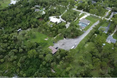 1086 21st St SW, Naples, FL 34117 - Photo 43