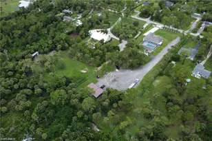 1086 21st St SW, Naples, FL 34117 - Photo 43