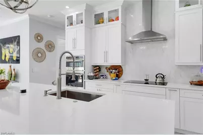 1086 21st St SW, Naples, FL 34117 - Photo 13