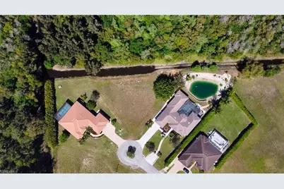 18163 Baywood Dr, Naples, FL 34114 - Photo 5