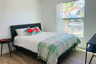 555 14th St N, Naples, FL 34102 - Photo 19