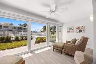 350 Harbour Dr, Naples, FL 34103 - Photo 7