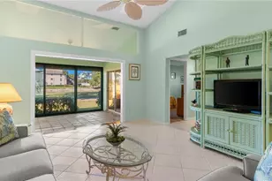 660 Kings Way, Naples, FL 34104 - Photo 3