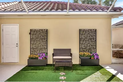 6210 Towncenter Cir, Naples, FL 34119 - Photo 41