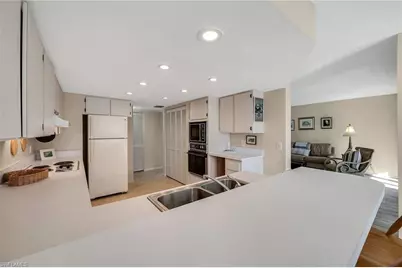 881 Panama Ct #202, Marco Island, FL 34145 - Photo 9