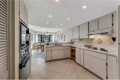 881 Panama Ct #202, Marco Island, FL 34145 - Photo 7