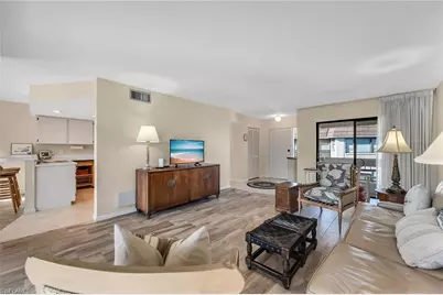 881 Panama Ct #202, Marco Island, FL 34145 - Photo 5