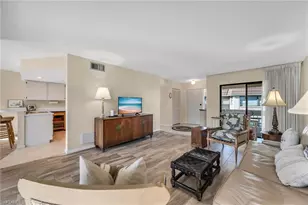 881 Panama Ct, Marco Island, FL 34145 - Photo 5