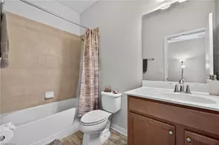 10464 Yorkstone Dr, Bonita Springs, FL 34135 - Photo 19