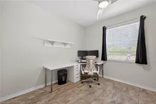 10464 Yorkstone Dr, Bonita Springs, FL 34135 - Photo 15