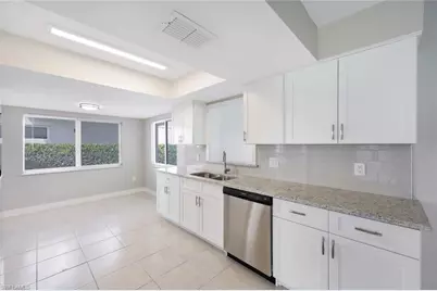 4862 Regal Dr, Bonita Springs, FL 34134 - Photo 9