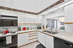 15470 Cedarwood Ln, Naples, FL 34110 - Photo 17