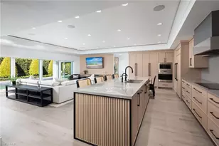 512 Neapolitan Ln, Naples, FL 34103 - Photo 9