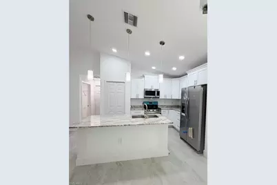 1015 Cortez Ave, Lehigh Acres, FL 33972 - Photo 7