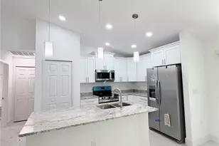 1015 Cortez Ave, Lehigh Acres, FL 33972 - Photo 5