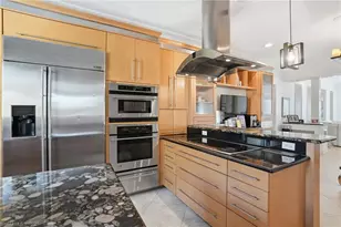 1205 Caloosa Dr, Fort Myers, FL 33901 - Photo 9