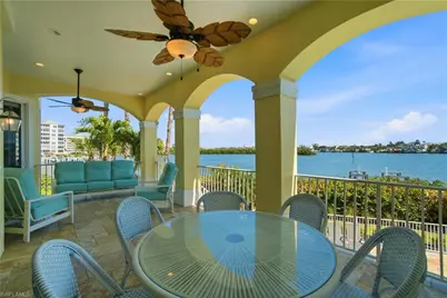 195 San Mateo Dr, Bonita Springs, FL 34134 - Photo 17