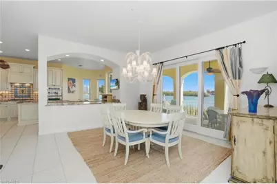 195 San Mateo Dr, Bonita Springs, FL 34134 - Photo 9