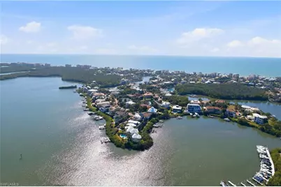 195 San Mateo Dr, Bonita Springs, FL 34134 - Photo 5